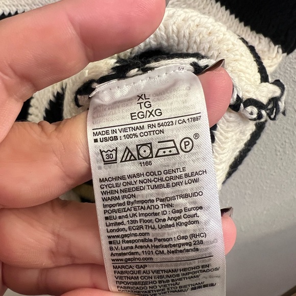 Gap Crochet Squareneck Sweater Tank Top - Picture 3 of 4